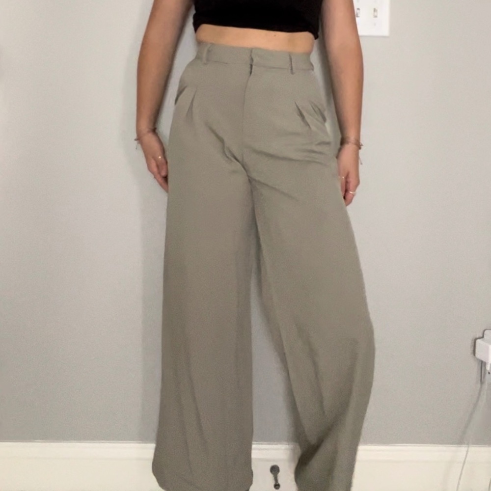 Green Loose Straight Leg Slacks
